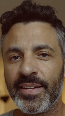 Víctor S.